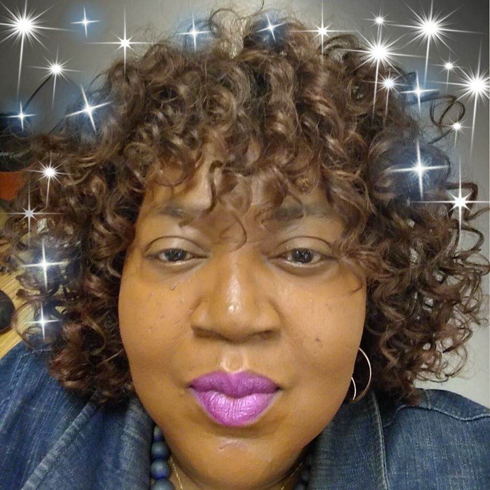 Meet your Posher, Brenda
